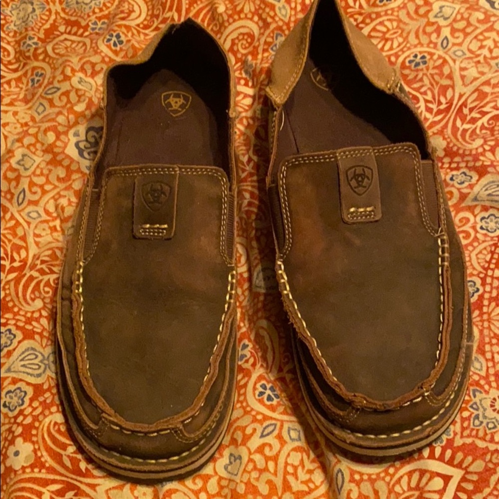 Ariat cruiser men’s 9.5D